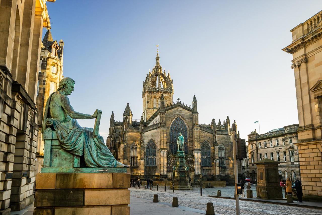 Stylish & Charming Retreat For 2- City Centre! Edinburgh Exterior photo